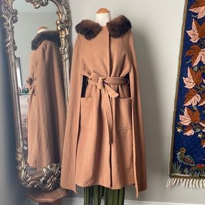 Vintage 1960’s Cape